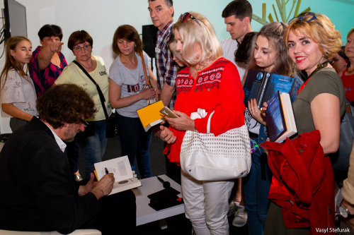 BookArsenal2019 59.jpg